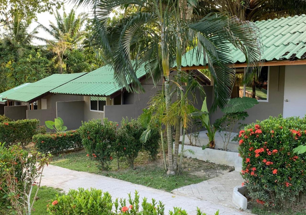 Siam Flora Resort Ko Lanta Exteriör bild