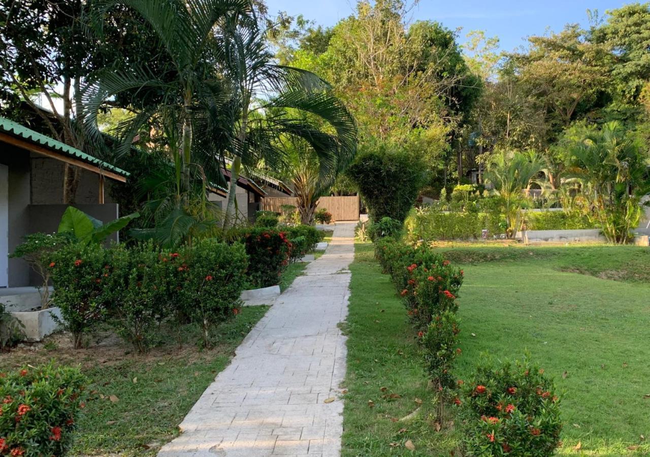 Siam Flora Resort Ko Lanta Exteriör bild