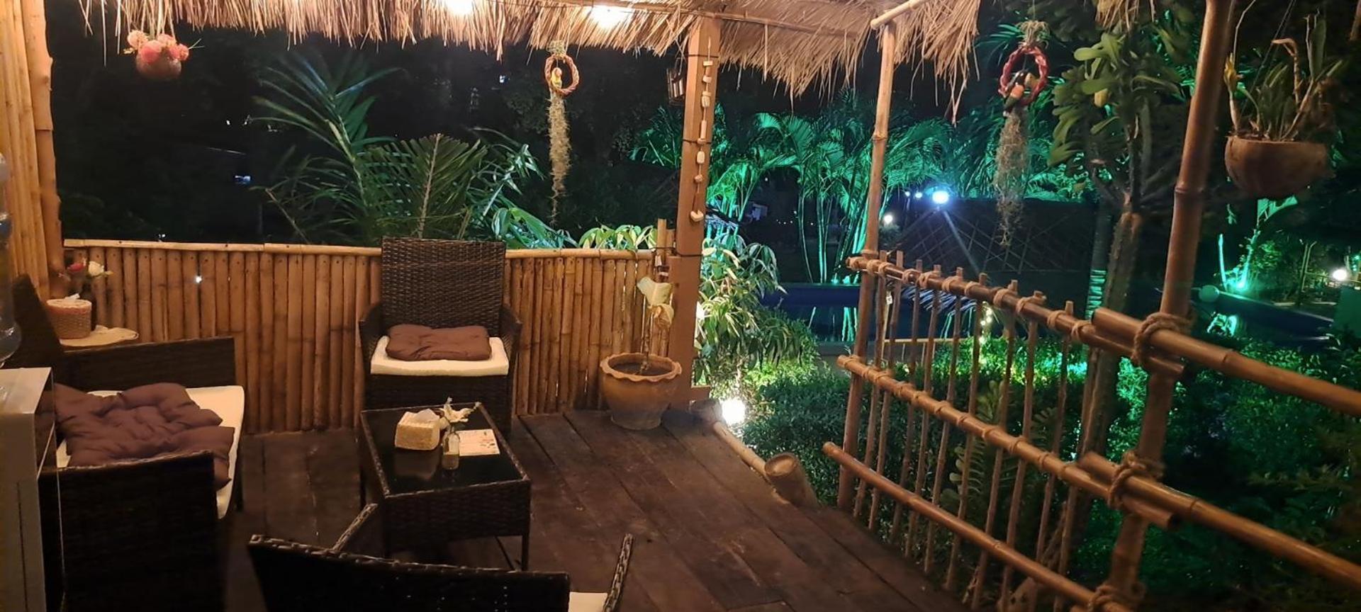 Siam Flora Resort Ko Lanta Rum bild