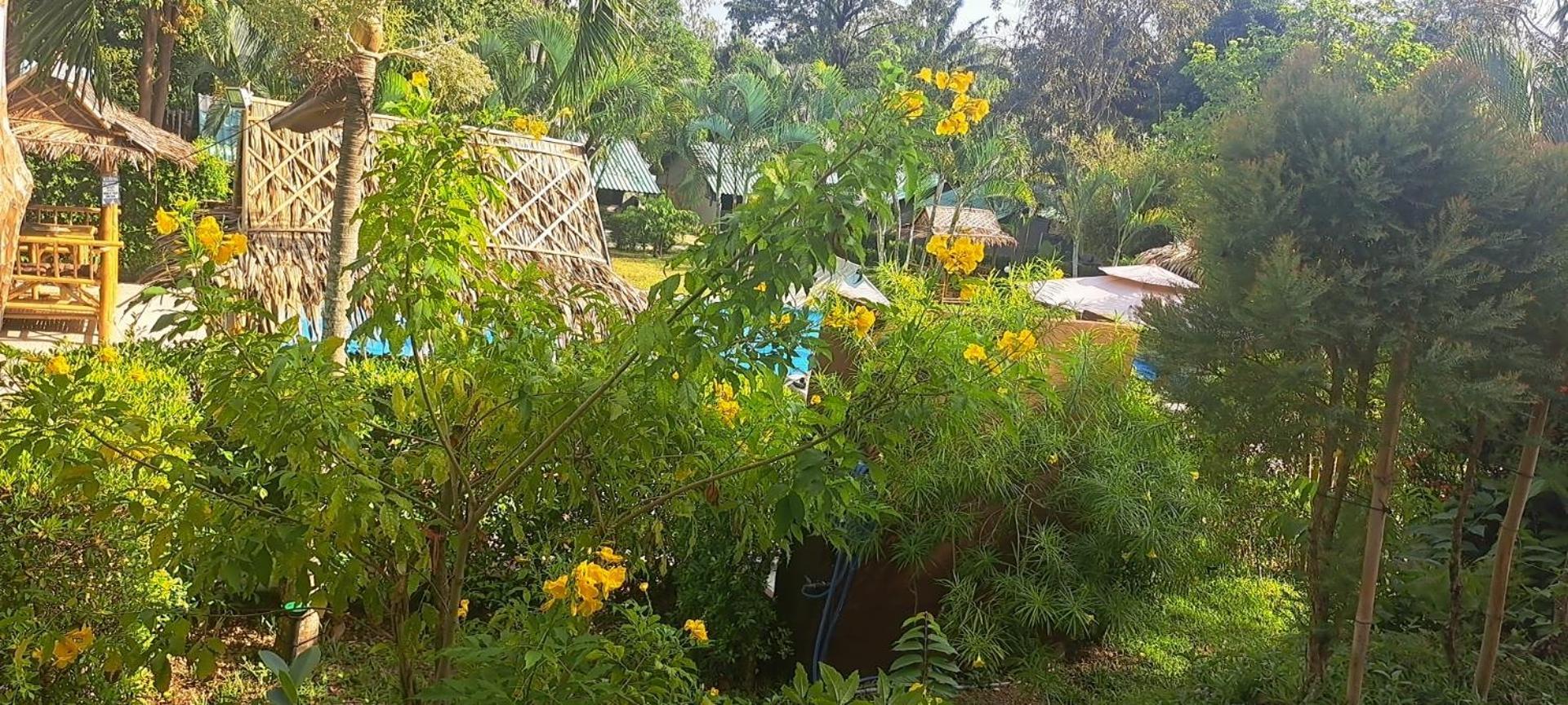 Siam Flora Resort Ko Lanta Exteriör bild